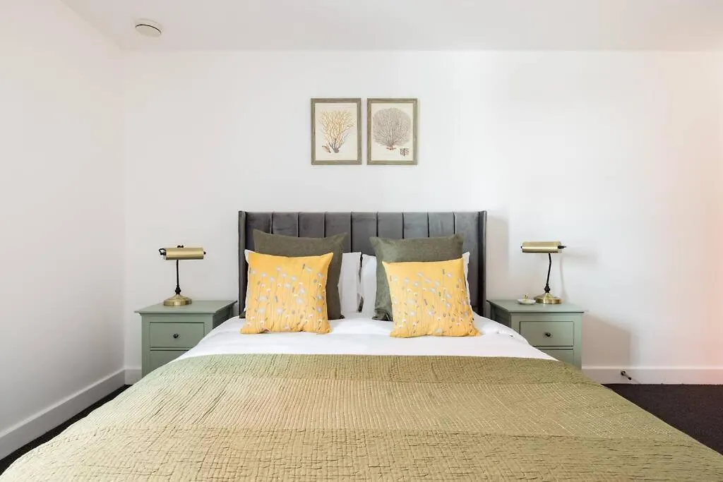 Luxury - Excel London - O2- 3 Bedroom Apartment