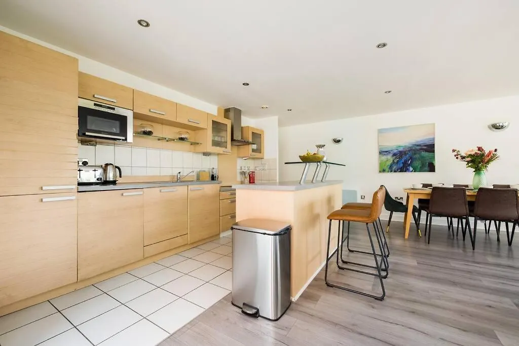 Luxury - Excel London - O2- 3 Bedroom Apartment